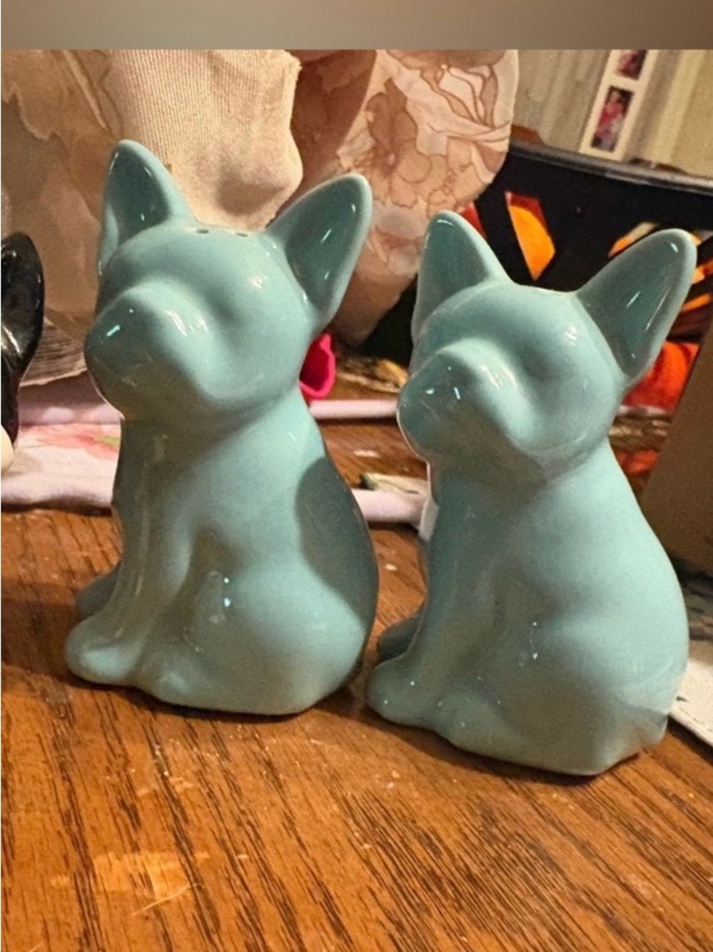 Amazon French Bulldog  Dog Figurine Set -  Teal Blue